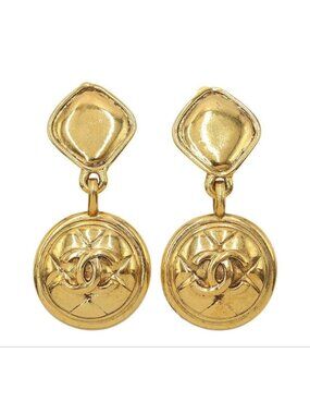 Chanel Quilted Pattern Diamond Round Swing Earrings